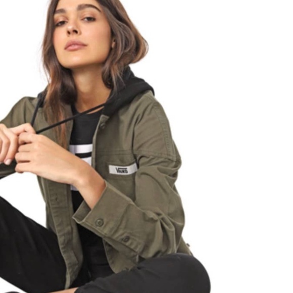 VANS Crowd Surf Hooded Woven Women Jacket Military Black Green Size VN0A47VDKCZ - Picture 2 of 4